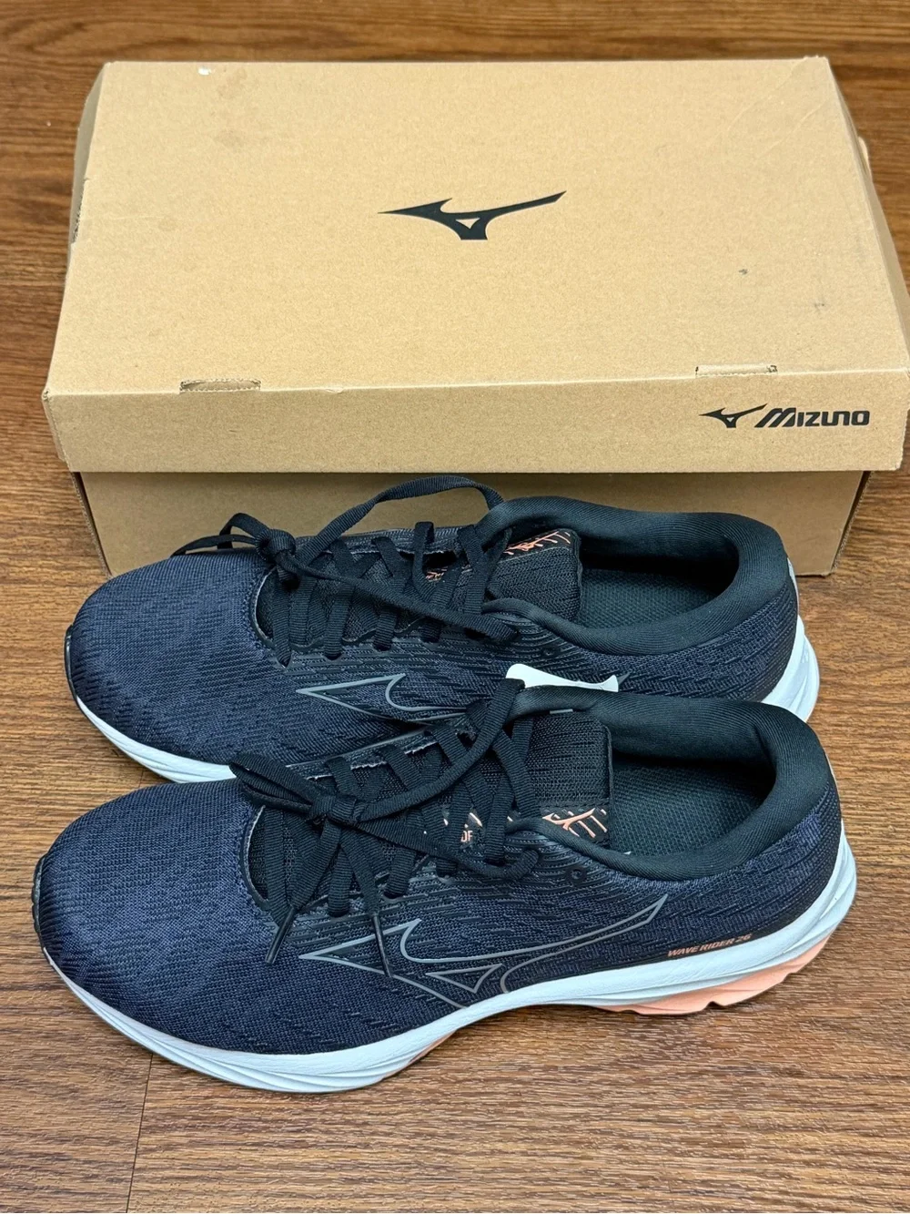 Mizuno Wave Rider 26 Super Wide D Dark Grey Women’s Size 10 Running Shoes Box